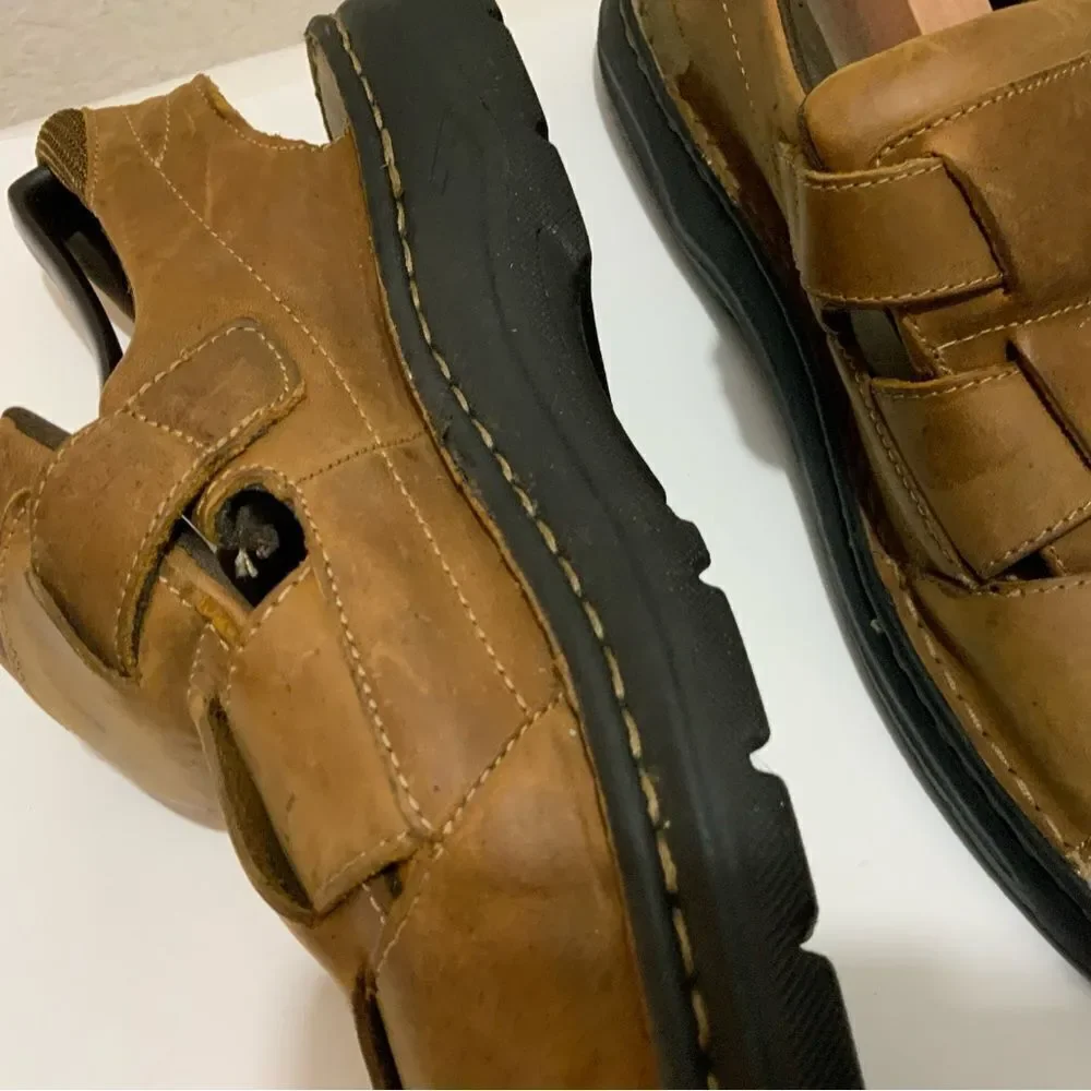 Thom McAn Men’s Size 13 Brown Open Toe Buckle Sandals Upper Leather